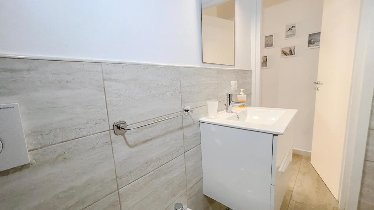 Apartament Nonna Lisa Bari Zewnętrze zdjęcie